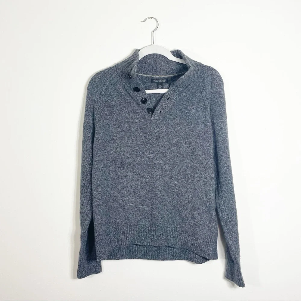 Banana Republic Pierro Wool Sweater Medium Gray